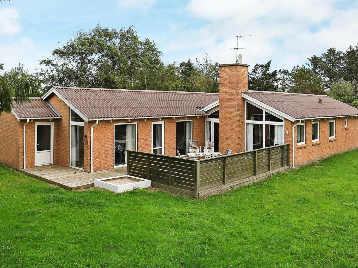 8 Person Holiday Home In Hj Rring Лёнструп Экстерьер фото