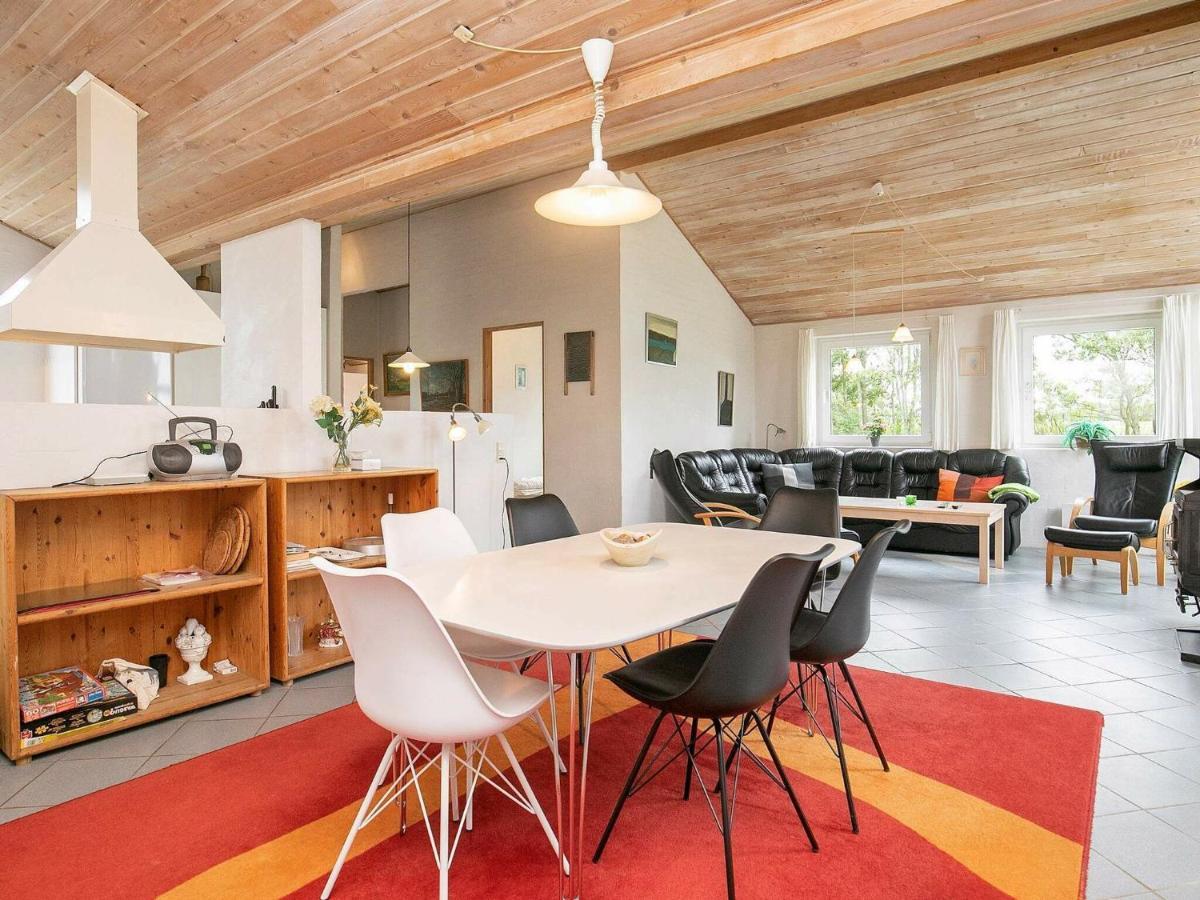 8 Person Holiday Home In Hj Rring Лёнструп Экстерьер фото