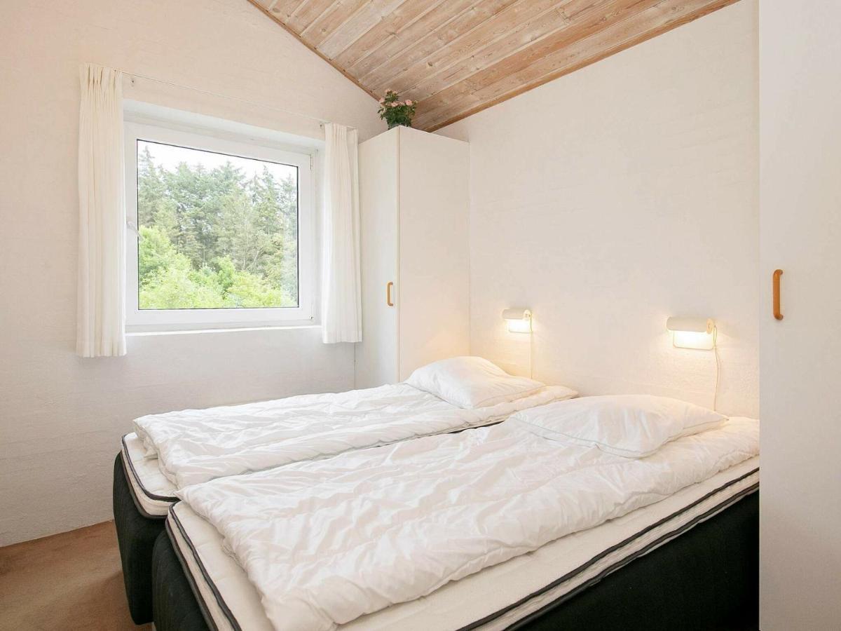 8 Person Holiday Home In Hj Rring Лёнструп Экстерьер фото